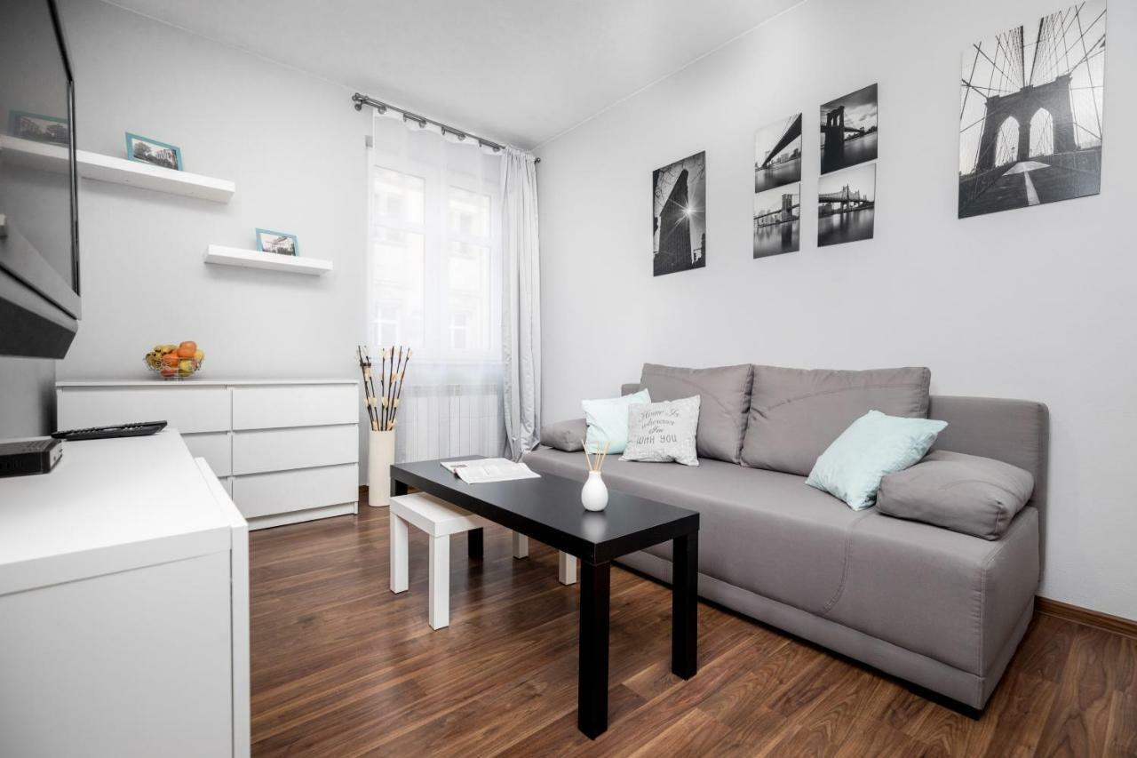 Apartament Gemini Dzierzoniow Luaran gambar