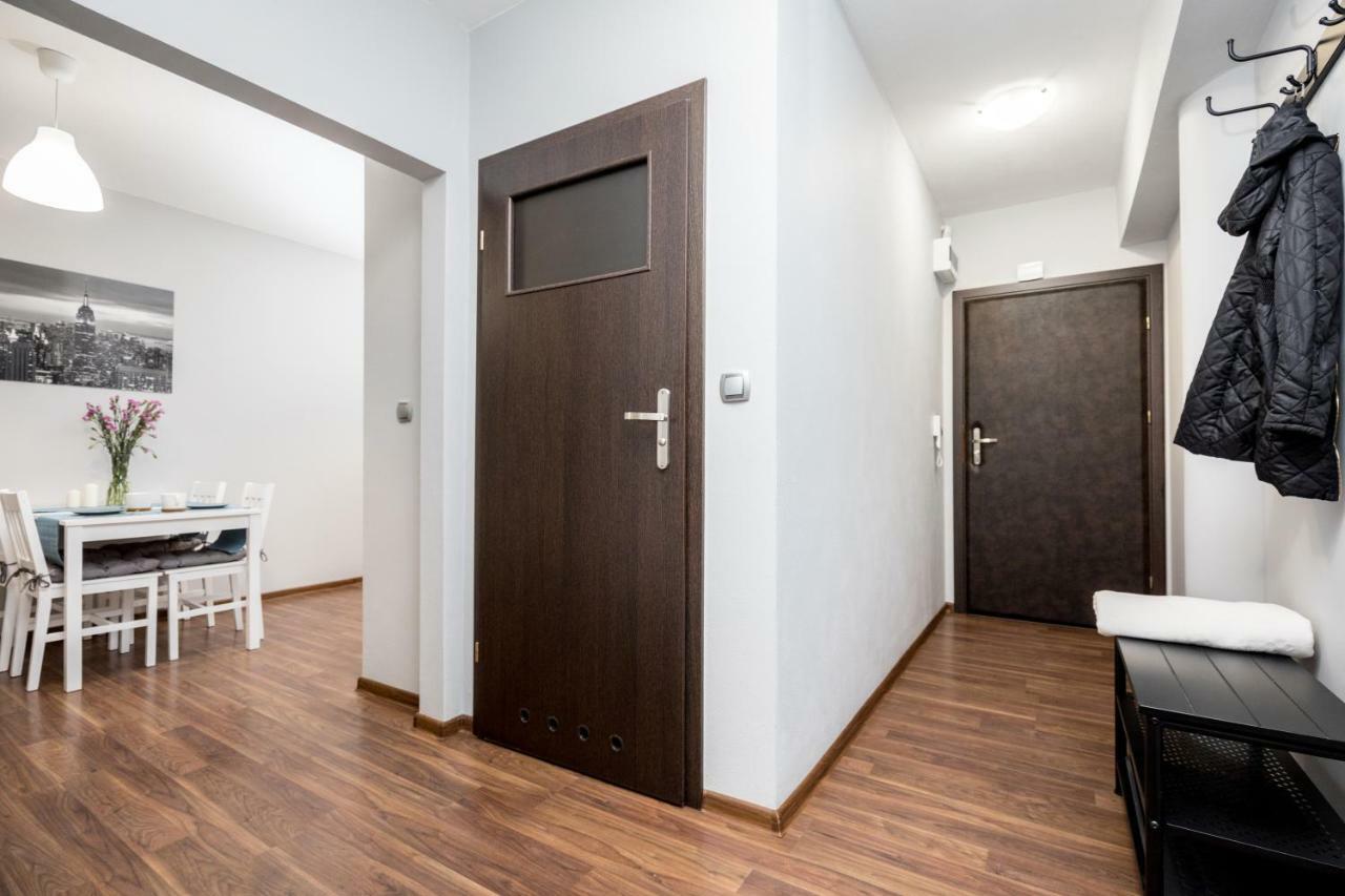 Apartament Gemini Dzierzoniow Luaran gambar