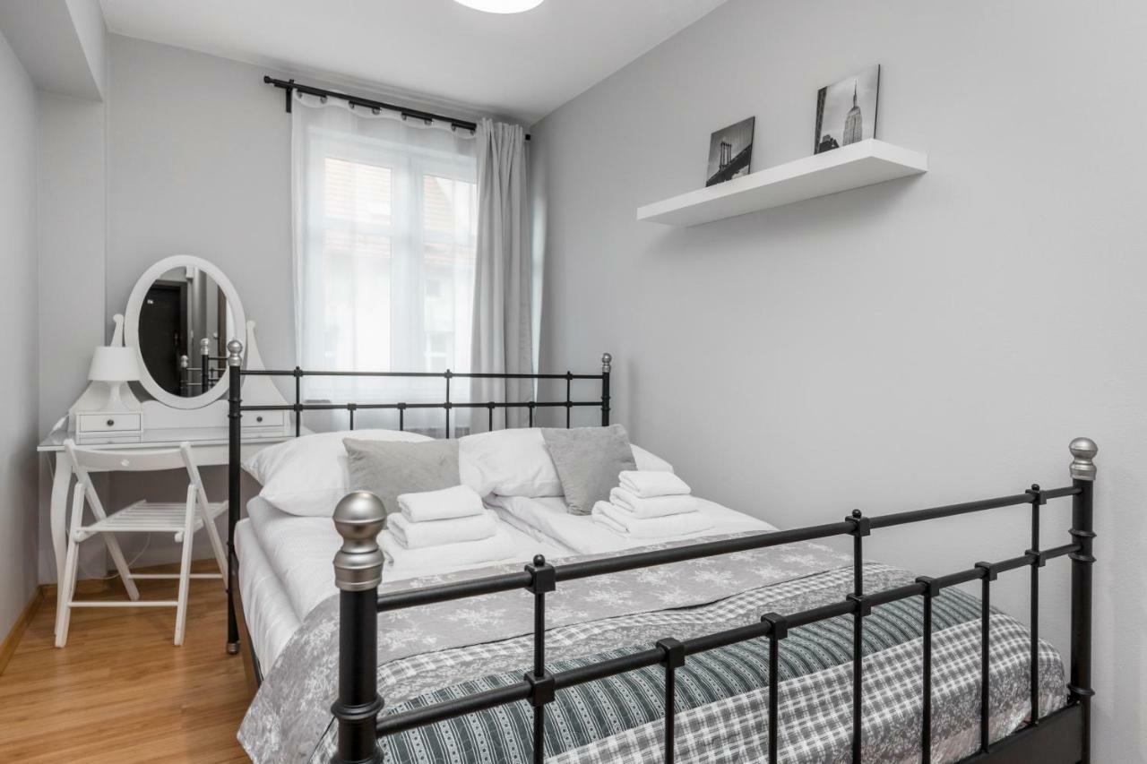 Apartament Gemini Dzierzoniow Luaran gambar