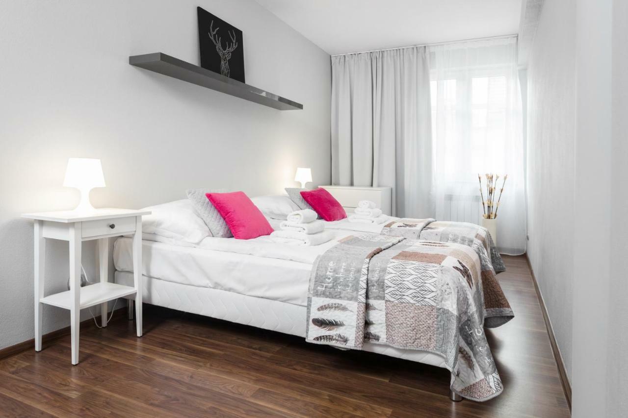 Apartament Gemini Dzierzoniow Luaran gambar