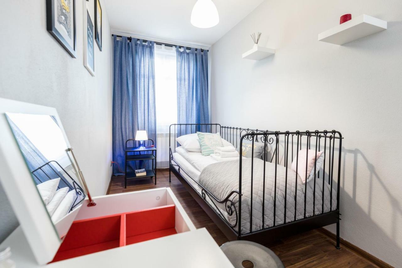 Apartament Gemini Dzierzoniow Luaran gambar
