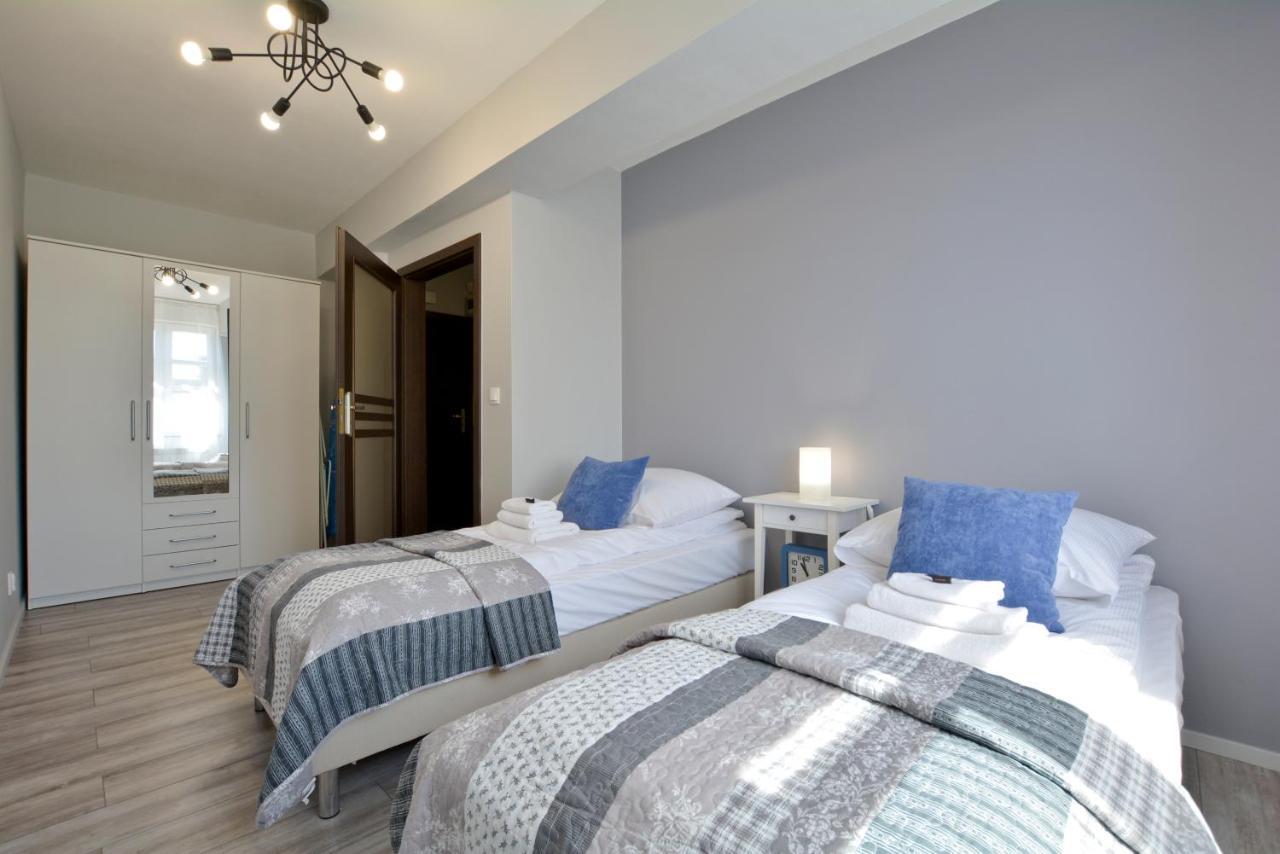 Apartament Gemini Dzierzoniow Luaran gambar